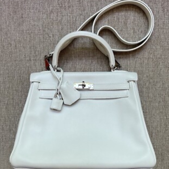 Hermes’ Kelly 25 Blanc White Palladium Hardware - Picture 1 of 8